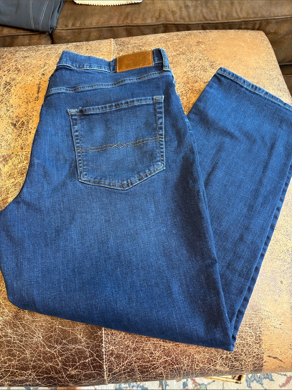 Lucky Brand Men's Deep Blue Straight Jeans